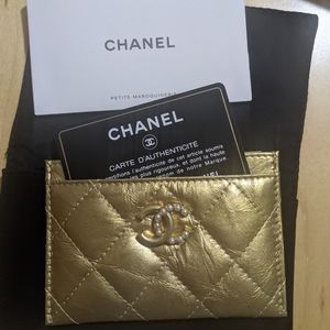 CHANEL Gold CC Leather Card Case/Wallet